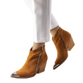 Barna cowboy csizma fém orrral a Vergne-től