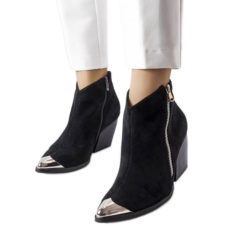 Fekete fém orrú cowboy csizma a Vergne-től