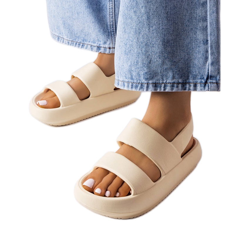 Émond bézs szandál Émond bézs szandál