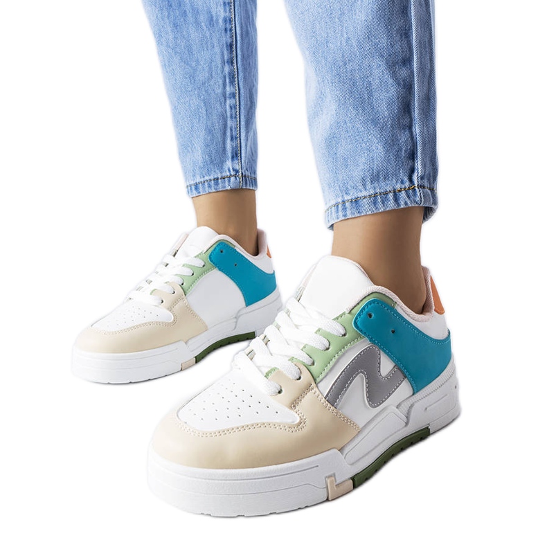 Harter bézs és kék platformcipő