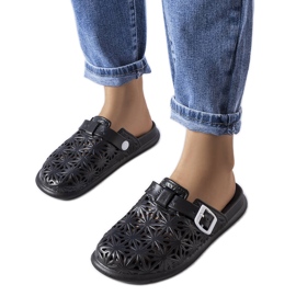 Fekete áttört gumi csúszkák a Peverelltől