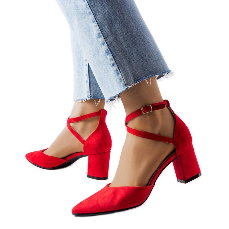 Piros szivattyúk a Bensalem postán