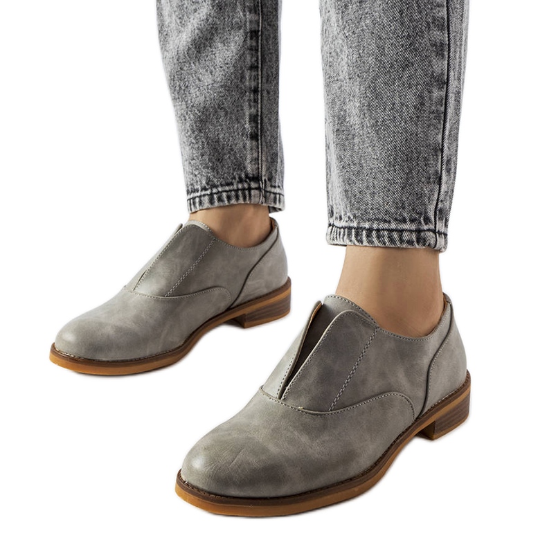 Szürke cipő LS5379