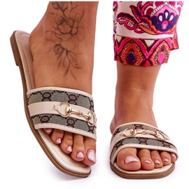 Klasszikus lapos sarkú bézs Marlene