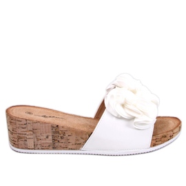 BM A Peluso White ékszandál virágokkal fehér BM A Peluso White ékszandál virágokkal fehér