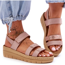 Vinceza Női bőr szandál tépőzáras rózsaszín friss megjelenéssel Vinceza Női bőr szandál tépőzáras rózsaszín friss megjelenéssel