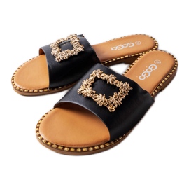 Miriam fekete díszítésű papucs Miriam fekete díszítésű papucs