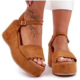 Női teve Lydia velúr ékszandál barna