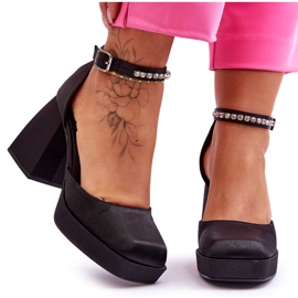 Divatos pumpák masszív sarkú cirkóniummal, fekete Adel