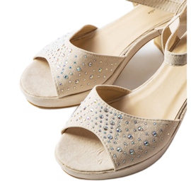 Bézs színű blokk szandál a Beltane-tól