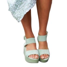 A márka zöld szandálja Romani A márka zöld szandálja Romani