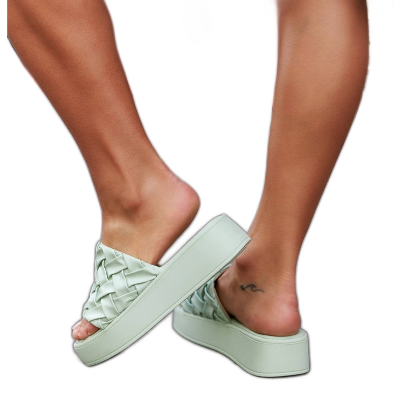 Zöld papucs az Esposito platformon