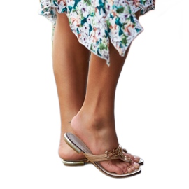 Barna elegáns papucs a Buttapietra márkától