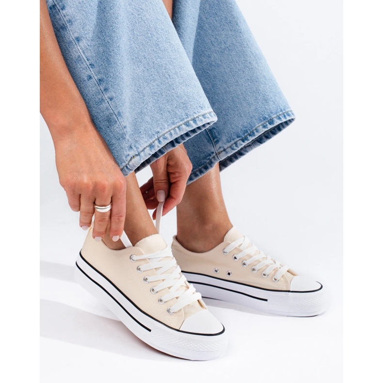 Női Shelovet bézs színű tornacipő