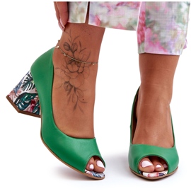 Lewski Shoes Díszsarkú bőrpumpák Leski cipők 2608/K zöld