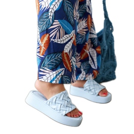 A márka kék platformszandálja Esposito