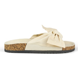 Klasszikus bézs csúszkák masnival Klasszikus bézs csúszkák masnival