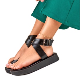 Fekete női szandál Lisa bokájára rögzítve Fekete női szandál Lisa bokájára rögzítve