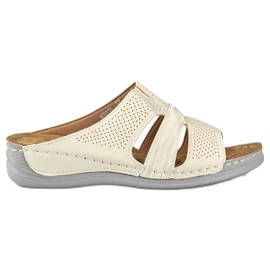 Bézs színű kényelmes női papucs