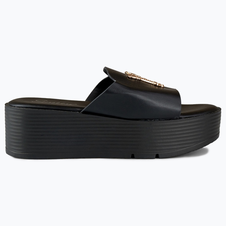 Női fekete ékszandál arany díszítéssel