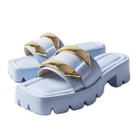 Kék csúszkák vaskos talppal a Provinc-től Kék csúszkák vaskos talppal a Provinc-től