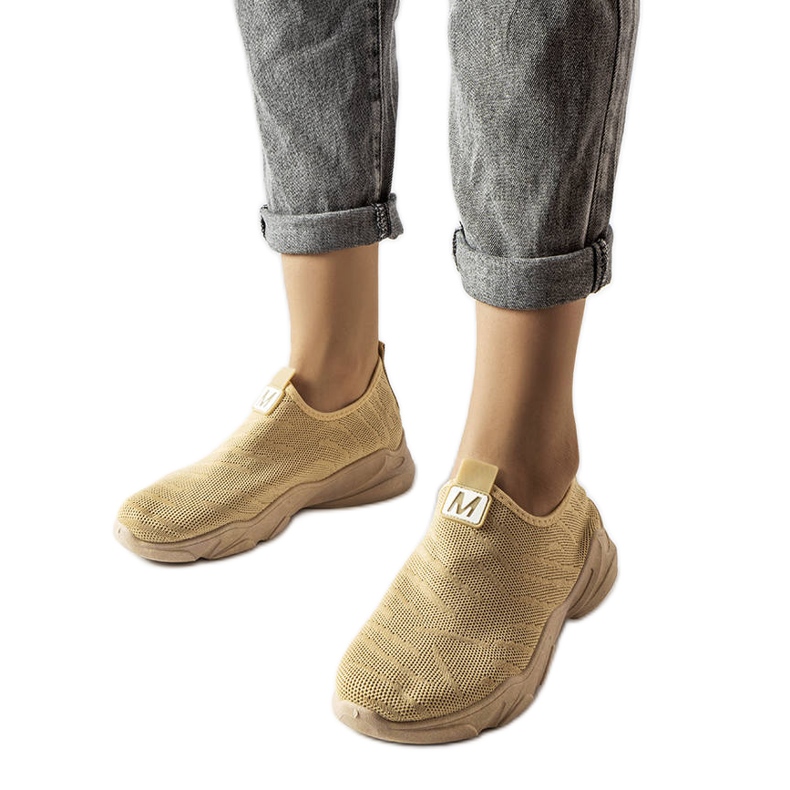 Sötétbézs textil tornacipő az Aarontól