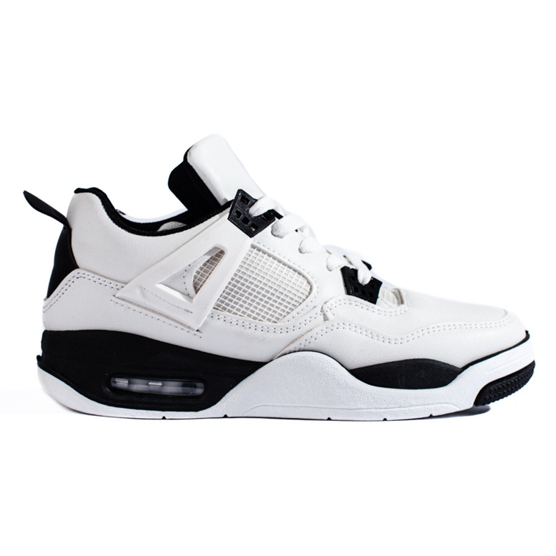 Fekete-fehér tornacipő vastag talppal a Shelovet cégtől