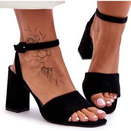 Harriet fekete velúr magassarkú szandál