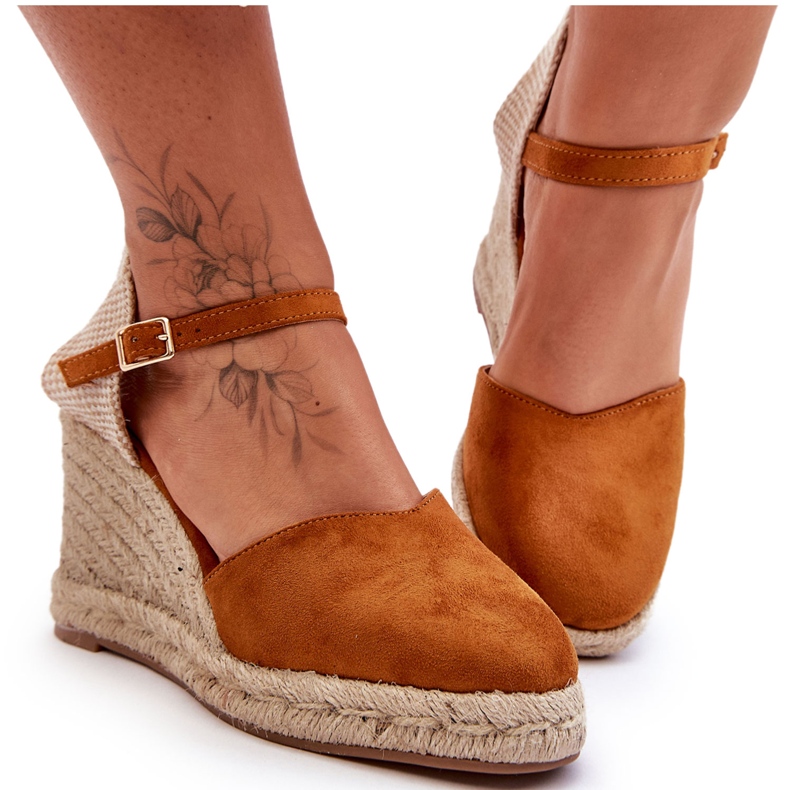 Velúr ékszandál barna Selfoss Velúr ékszandál barna Selfoss