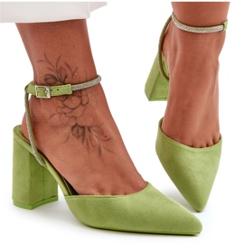 Velúr szivattyúk dekoratív csíkkal, zöld lirosával