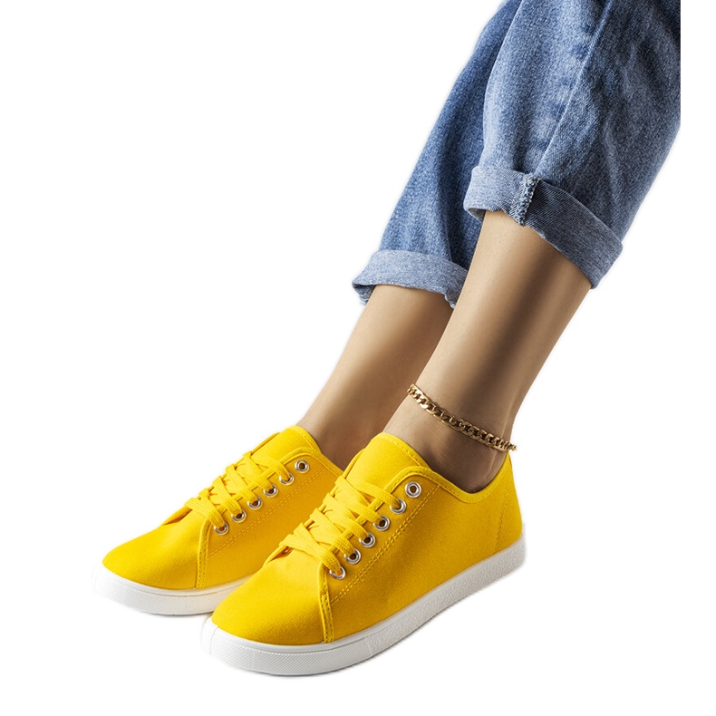 Sárga szövet tornacipő a Nampa márkától