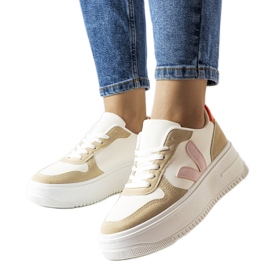 Fehér tornacipő rózsaszín Plouffe betéttel