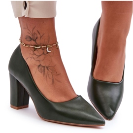 Klasszikus magassarkú pumpák, sötétzöld Odessa Klasszikus magassarkú pumpák, sötétzöld Odessa