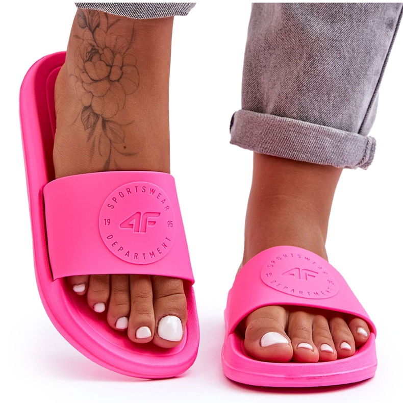 Női sportpapucs 4F 4FSS23FFLIF069-53S fukszia rózsaszín