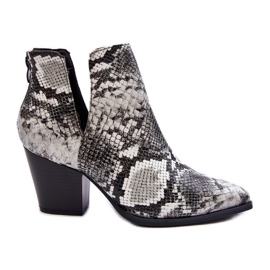 Női kivágott kígyócsizma fekete-fehér Caderina