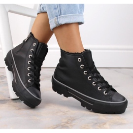 A platformon szigetelt cipők Big Star W INT1903C fekete A platformon szigetelt cipők Big Star W INT1903C fekete