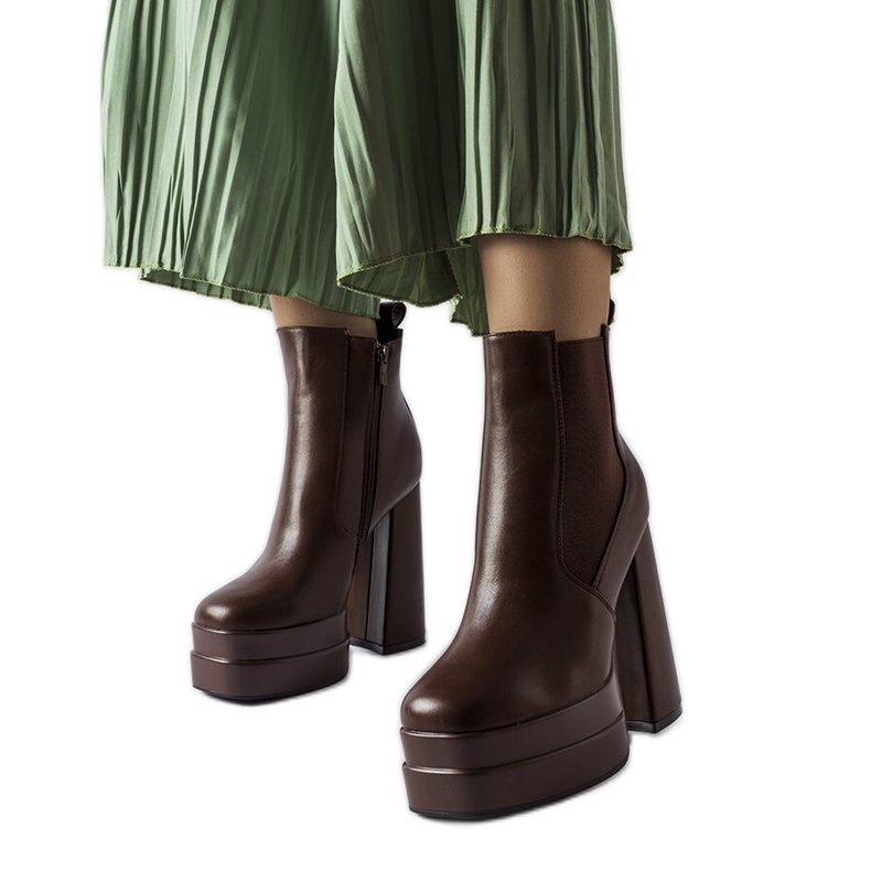 Inna Barna magas sarkú csizma a Copertino márkától