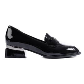 Női fekete lakkozott cipő Vinceza csattal