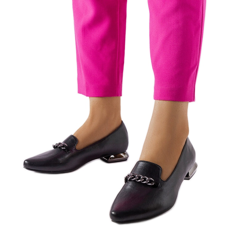 Fekete lapos bőr talpbetéttel a Lovato Lordstól