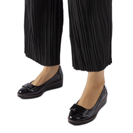 Fekete balerinák bőr talpbetéttel a Kajlától