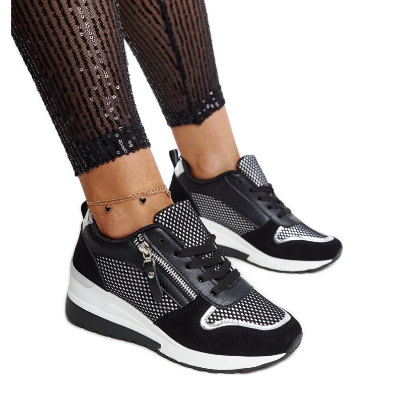 Inna Fastello fekete ékszeres tornacipő