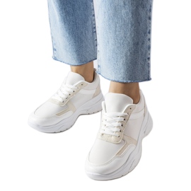 Fehér tornacipő kígyóbőrrel a Diego-tól Fehér tornacipő kígyóbőrrel a Diego-tól