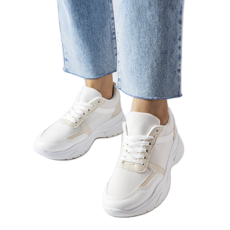 Fehér tornacipő kígyóbőrrel a Diego-tól Fehér tornacipő kígyóbőrrel a Diego-tól