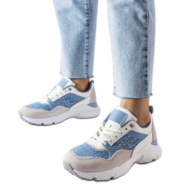 Riói kék-fehér cipő ezüst díszítéssel