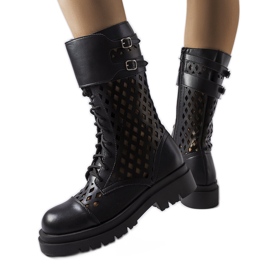 Fekete áttört Amarante munkások Fekete áttört Amarante munkások