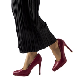 Kristin klasszikus bordó magassarkúja piros