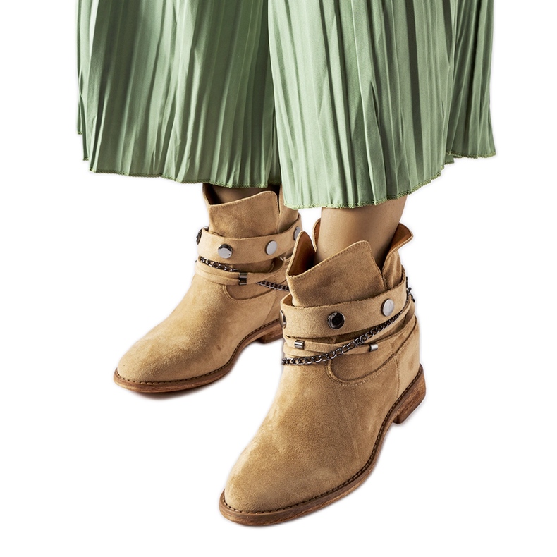 Bézs színű hőszigetelt ékcsizma a Rineharttól Bézs színű hőszigetelt ékcsizma a Rineharttól