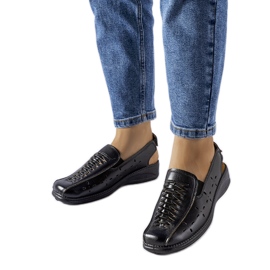 Fekete Glafi áttört szandál