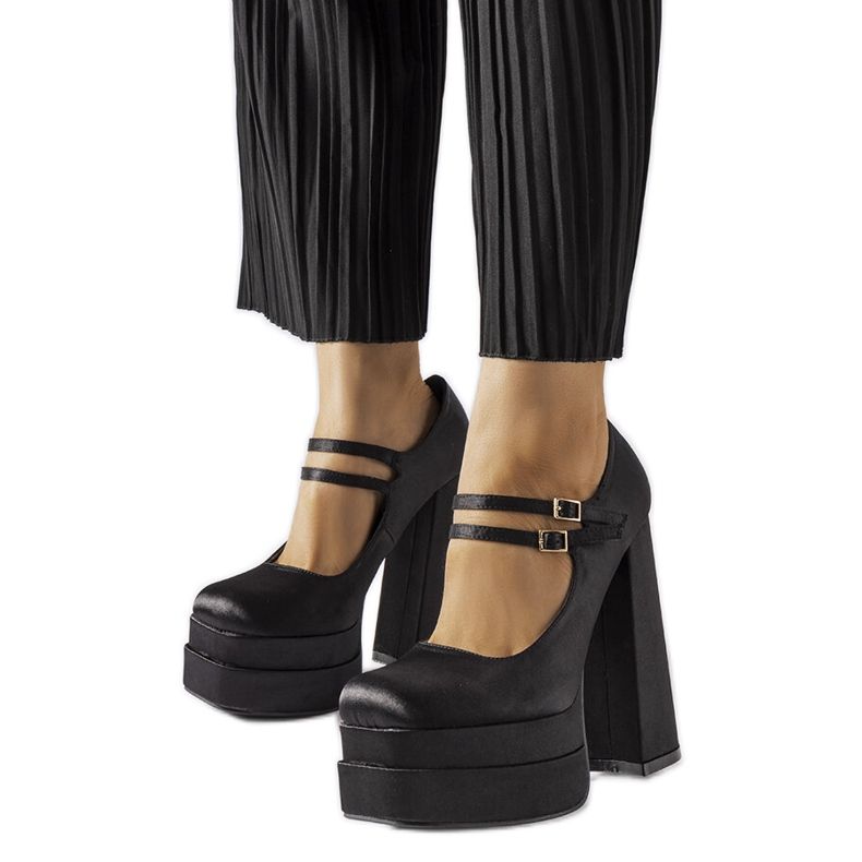 Fekete Gabriel magassarkú pumpák Fekete Gabriel magassarkú pumpák