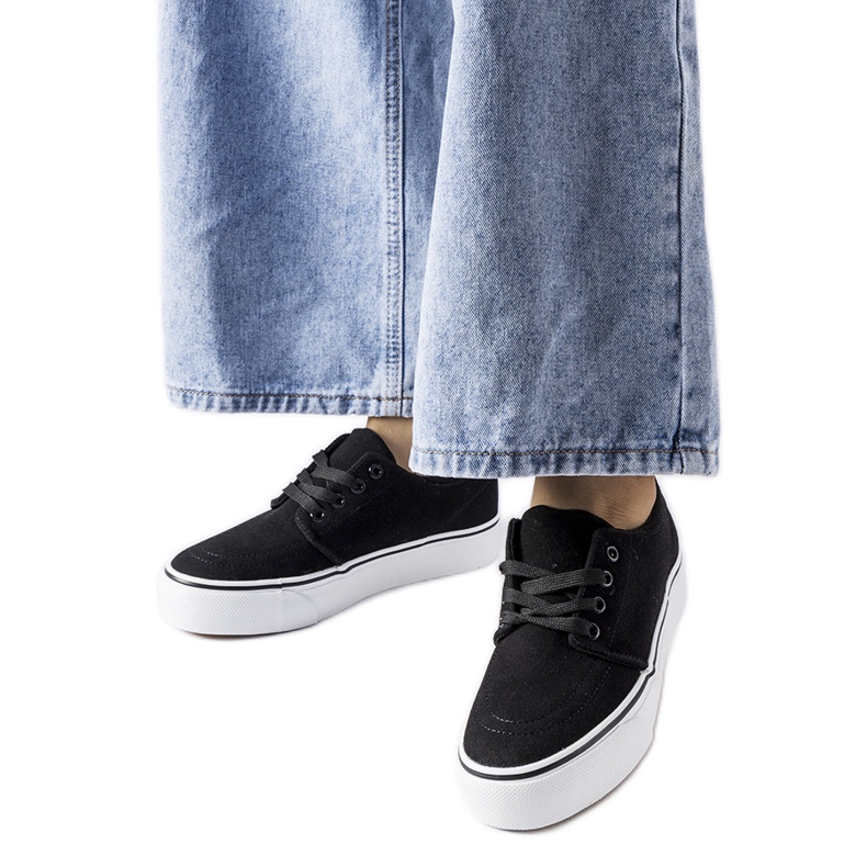 Fekete Abboud öko-velúr tornacipő